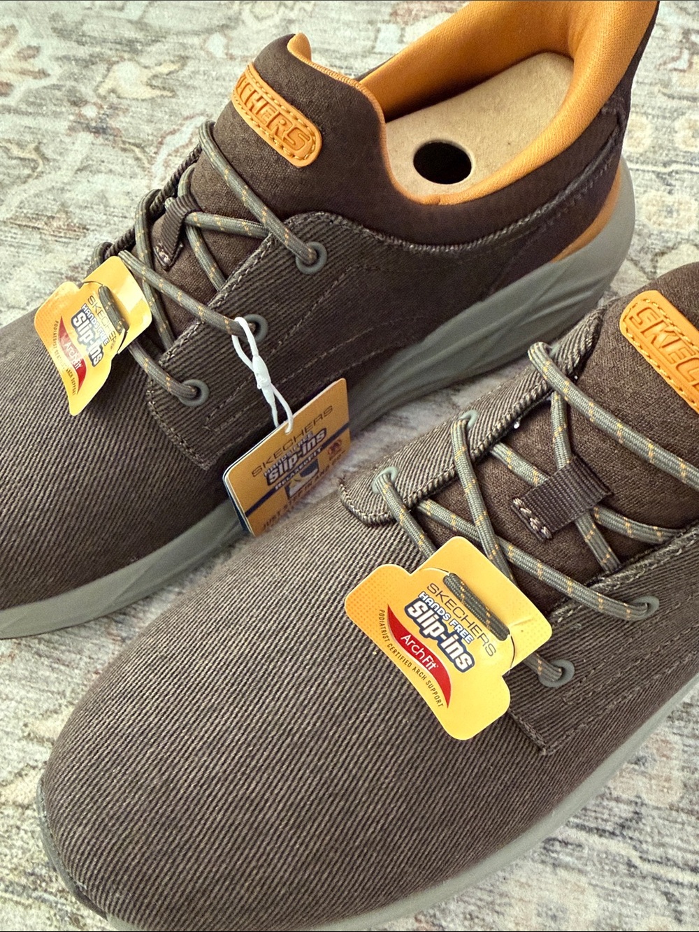 Skechers - Arch Fit Maverick - Wolfe Sneaker - Picture 2 of 5